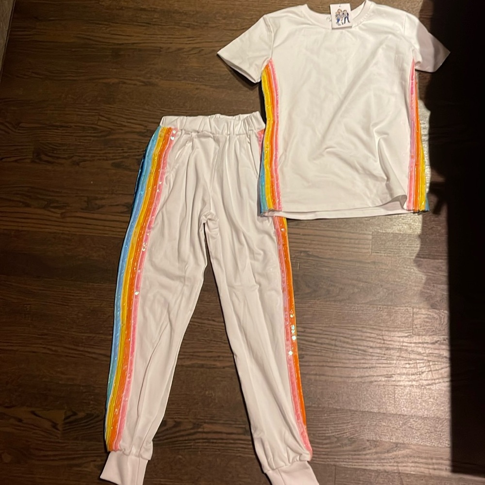 This is a set from Lola and The boys.New with tags.Size 12.